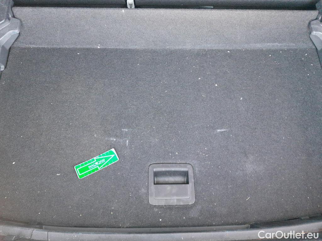  Volkswagen  Polo VOLKSWAGEN  / 2021 / 5P / berlina con portón Life 1.0 TSI 70kW (95CV) #7