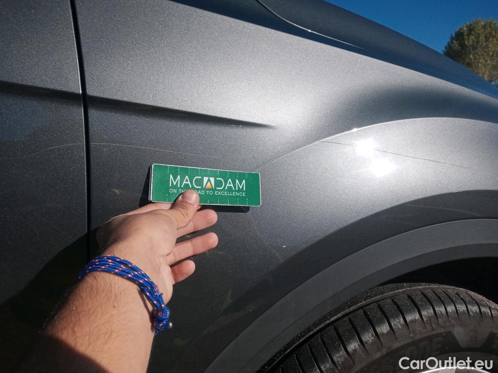  Volkswagen  T-ROC VOLKSWAGEN  / 2017 / 5P / todoterreno Advance 1.0 TSI 81kW (110CV) #53