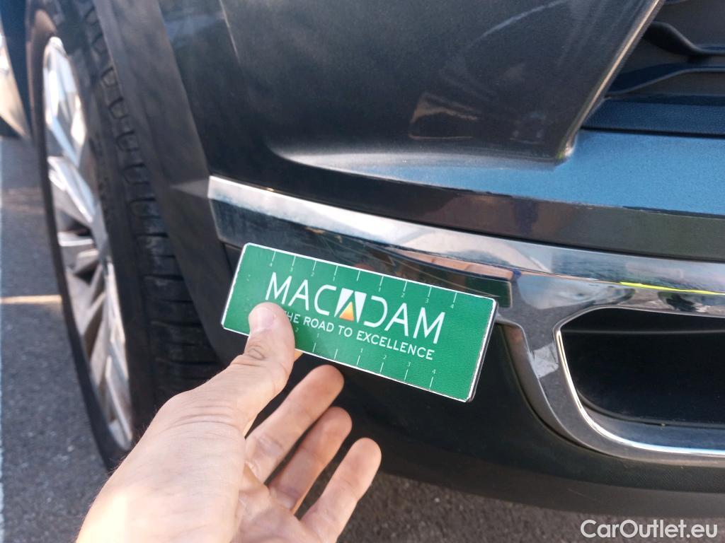  Volkswagen  T-ROC VOLKSWAGEN  / 2017 / 5P / todoterreno Advance 1.0 TSI 81kW (110CV) #51