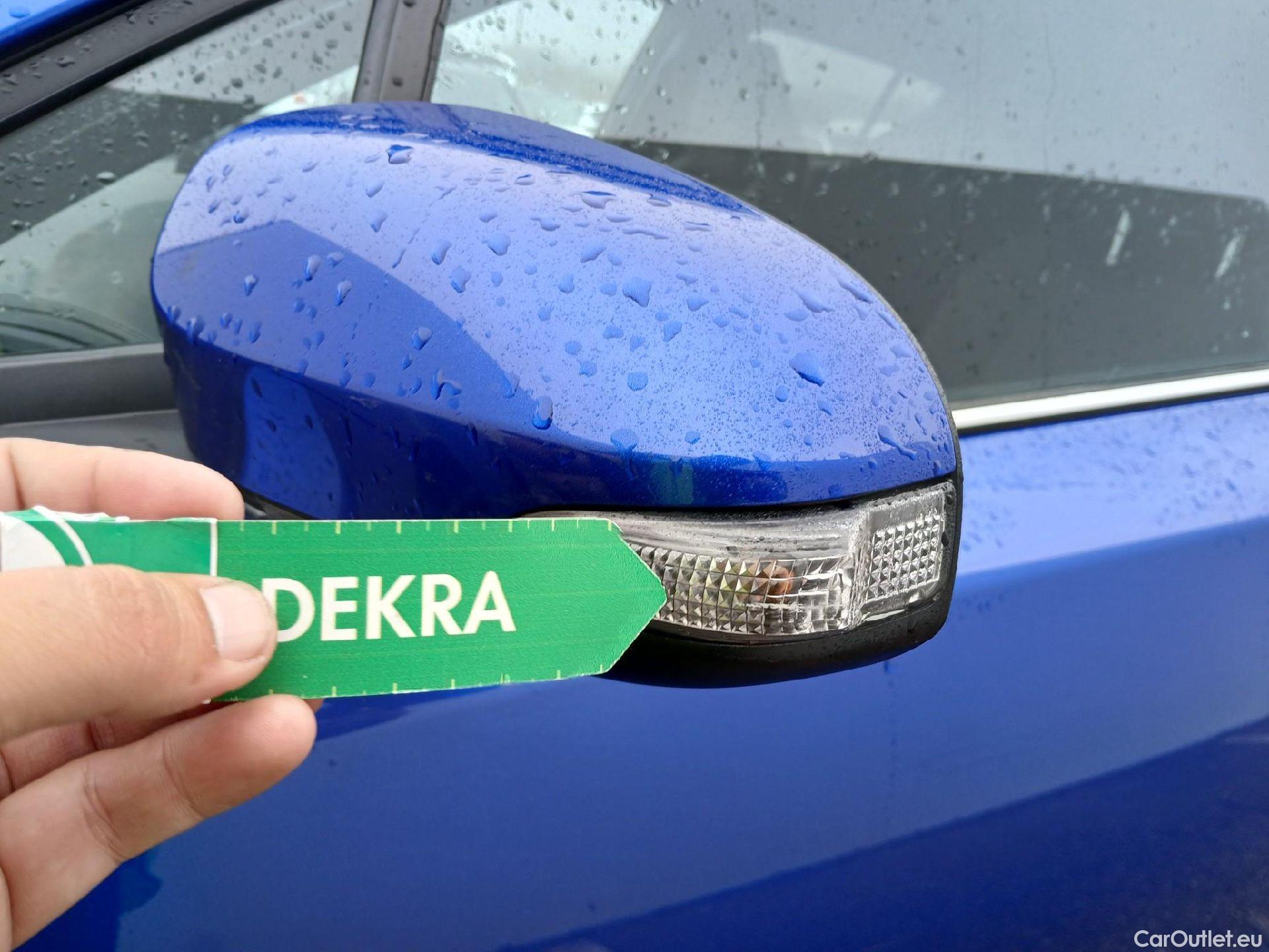  Toyota  C-HR TOYOTA  / 2019 / 5P / todoterreno 1.8 125H Advance #9