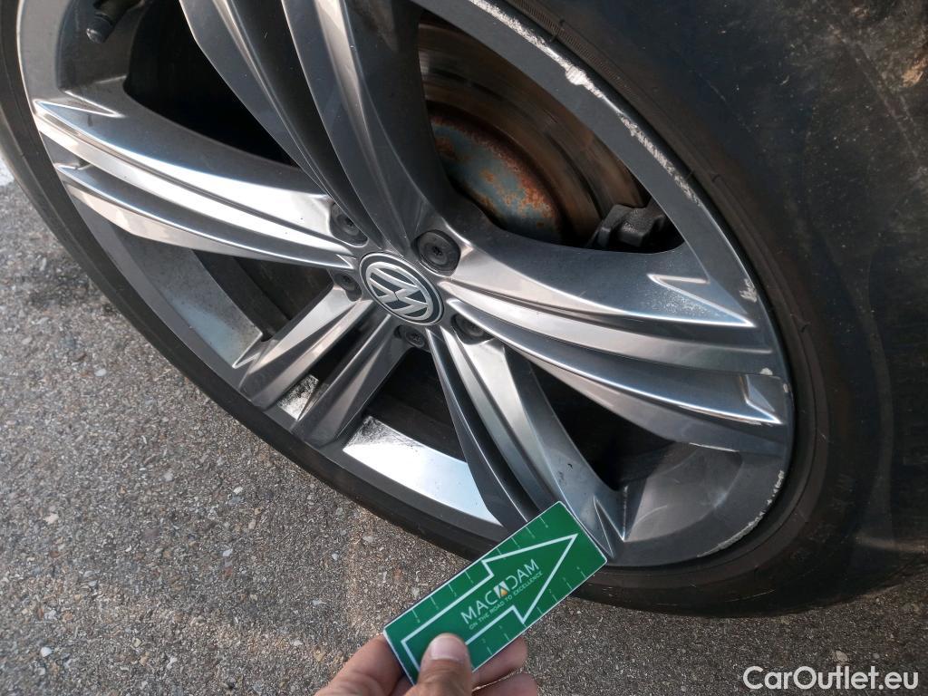  Volkswagen  Tiguan VOLKSWAGEN  / 2016 / 5P / todoterreno Advance 1.5 TSI 110kW (150CV) DSG (CX) #11