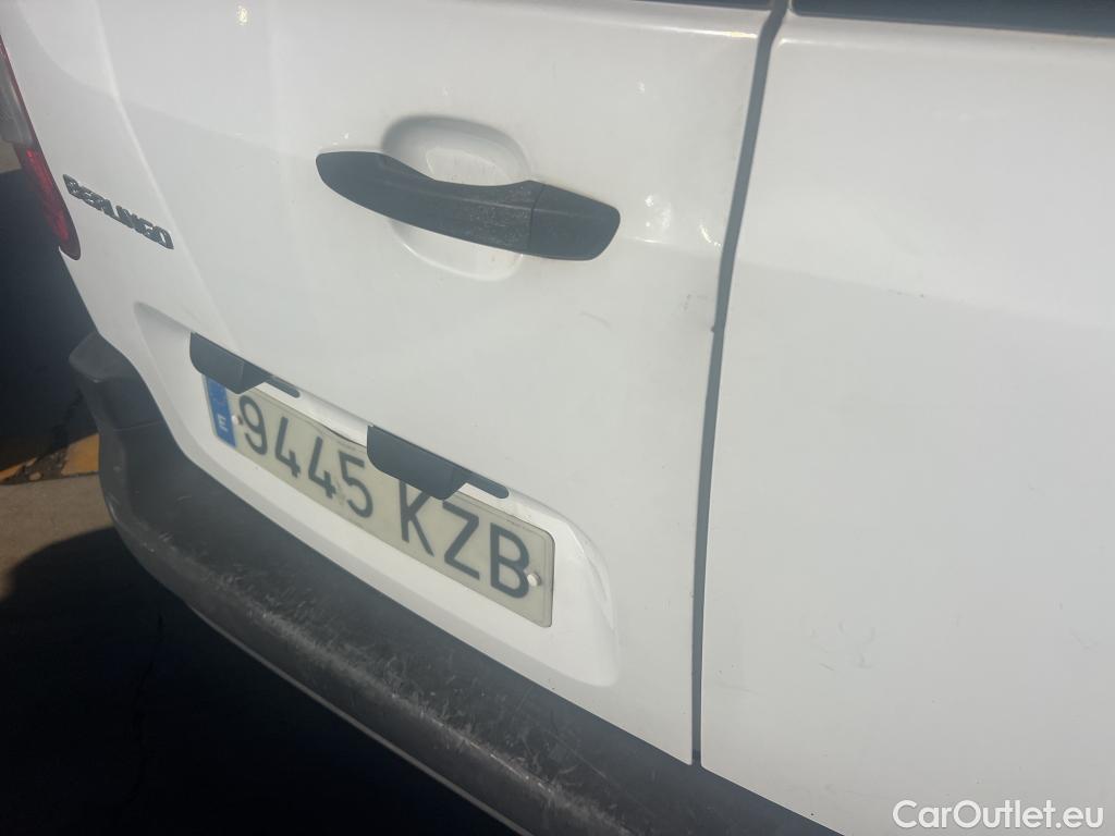  Citroen  Berlingo CITROEN  / 2018 / 4P / combi Talla M BlueHDi 100 LIVE (AC) #3