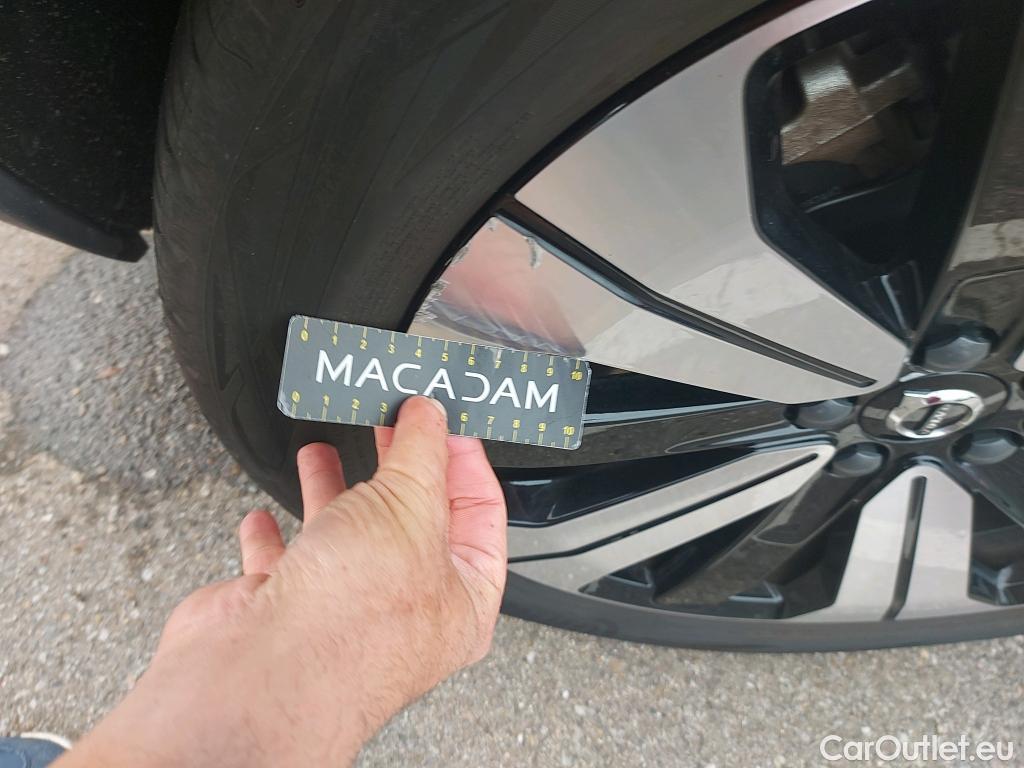  Volvo  XC 40 VOLVO XC40 / 2021 / 5P / todoterreno Recharge Eléctrico Ultimate Auto #12