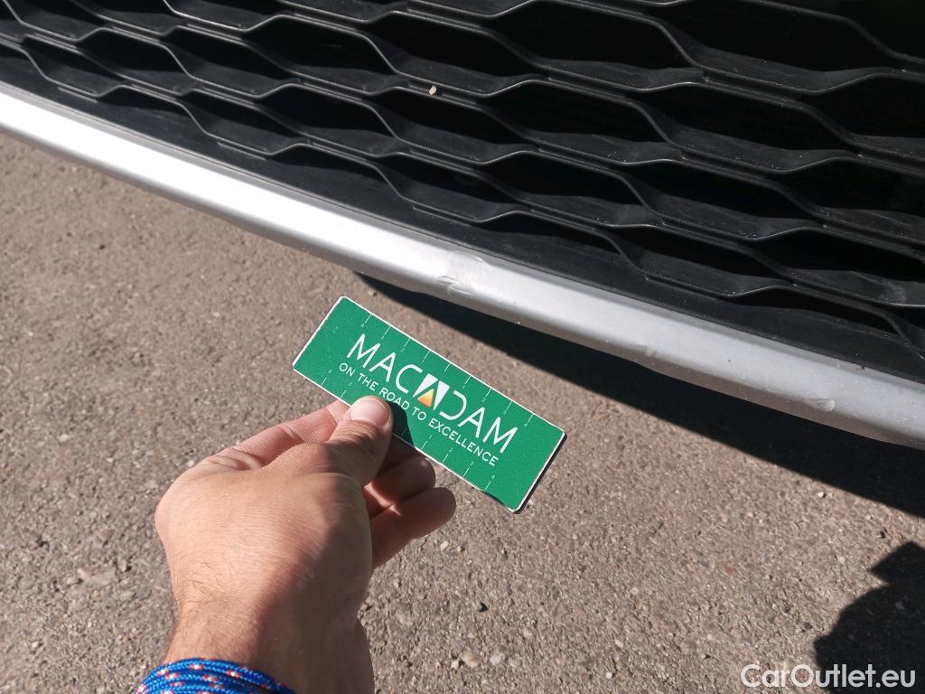  Volkswagen  T-ROC VOLKSWAGEN  / 2017 / 5P / todoterreno Advance 1.0 TSI 81kW (110CV) #49