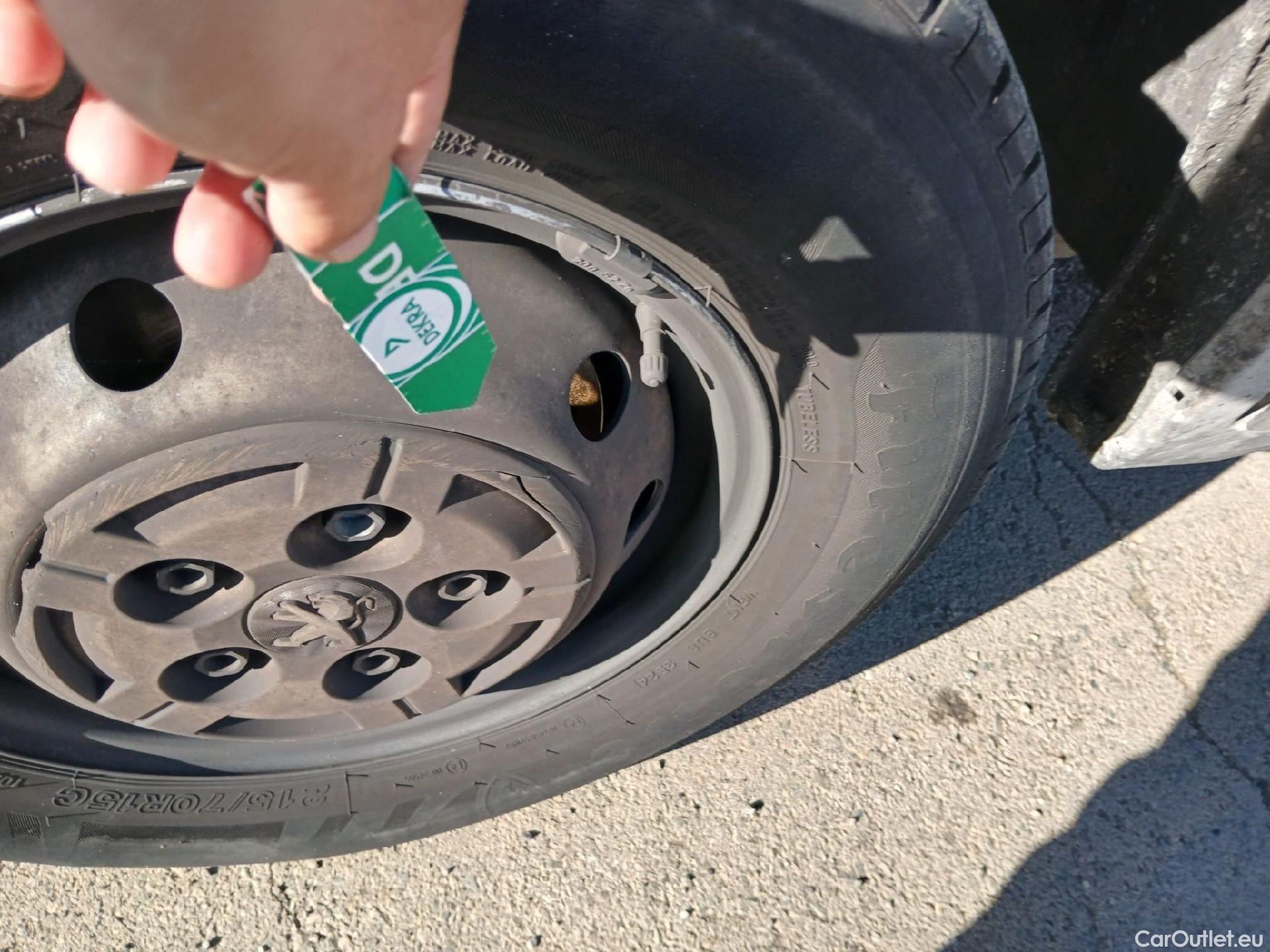  Peugeot  Boxer PEUGEOT  / 2014 / 4P / furgón 333 L2 H1 BHDI 103kW (140CV) S&S 6 V. M (AC) #54