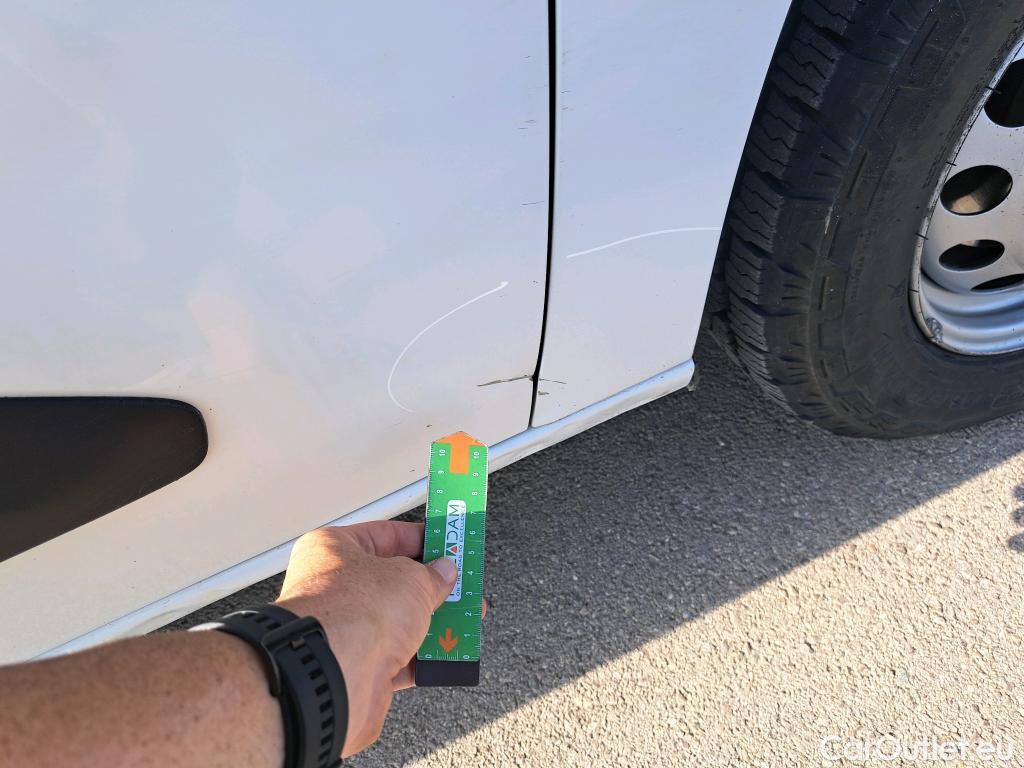  Citroen  Berlingo CITROEN  / 2018 / 3P / furgón derivado de turismo Talla M BlueHDi 100 WORKER #40