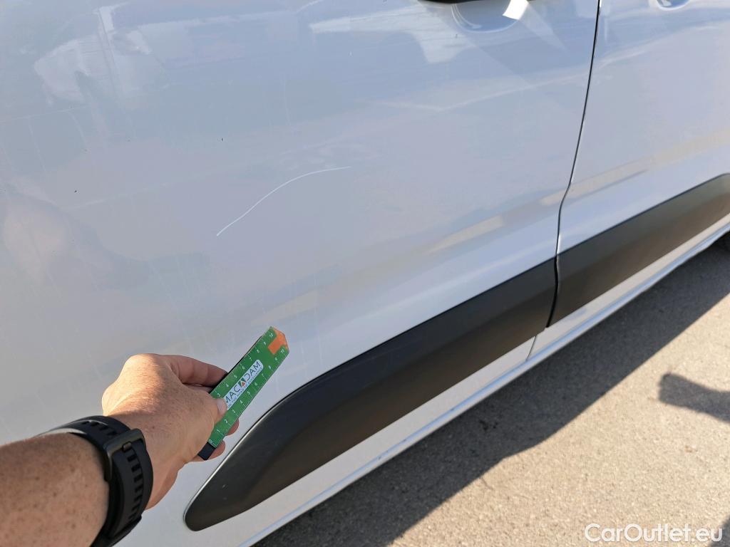  Citroen  Berlingo CITROEN  / 2018 / 3P / furgón derivado de turismo Talla M BlueHDi 100 WORKER #31