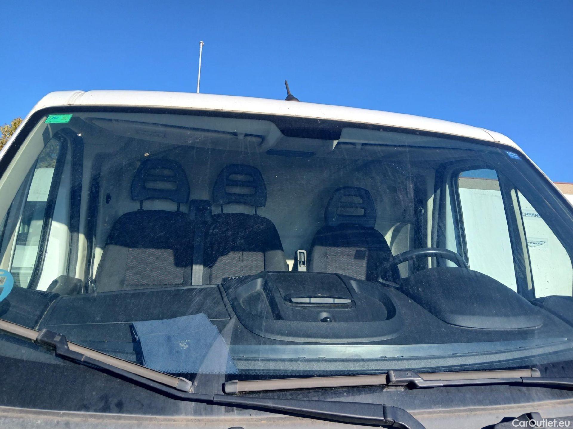  Peugeot  Boxer PEUGEOT  / 2014 / 4P / furgón 333 L2 H1 BHDI 103kW (140CV) S&S 6 V. M (AC) #41