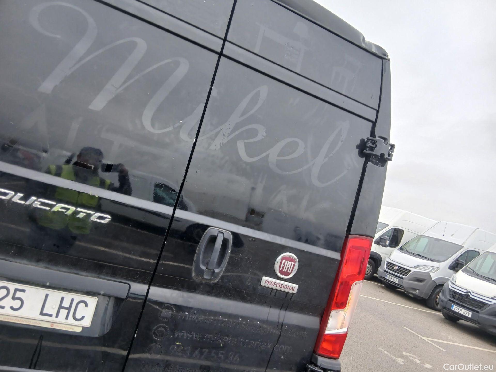  Fiat  Ducato FIAT  / 2014 / 4P / furgón Furgón 35 Largo Alto 2.3 Mlijet 109kW #48