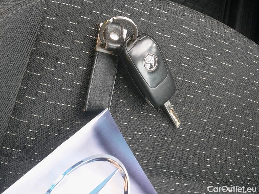  Mercedes  Citan MERCEDES-BENZ  / 2021 / 4P / furgón derivado de turismo 110 CDI 70kW Furgón Base Largo (AC) #2