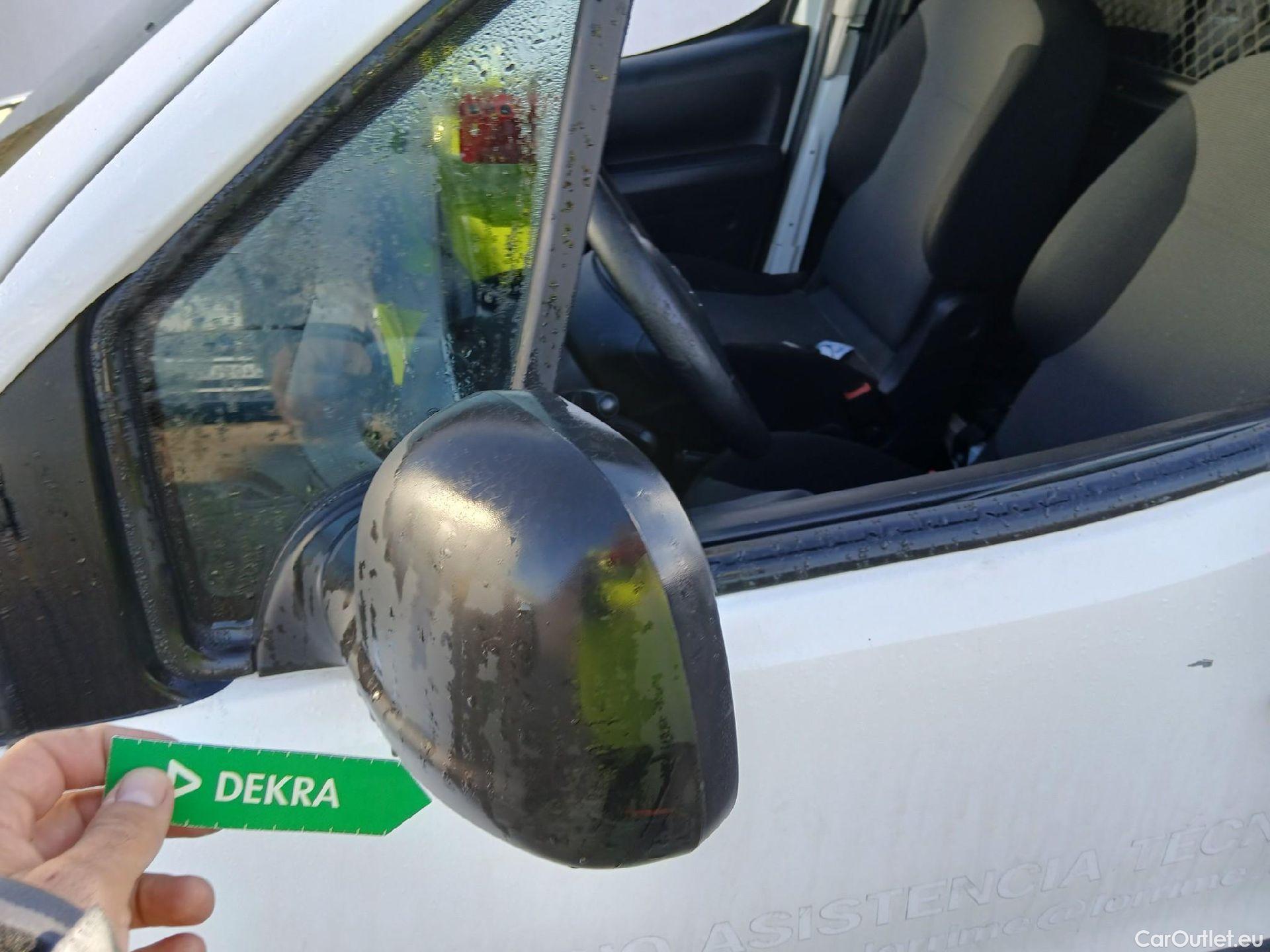  Citroen  Berlingo CITROEN  / 2015 / 3P / furgón derivado de turismo BlueHDi 74KW (100CV) #7