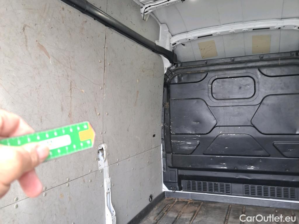  Ford  Transit FORD  / 2013 / 4P / furgón 310 96kW L3H2 Van Trend FWD MHEV #46