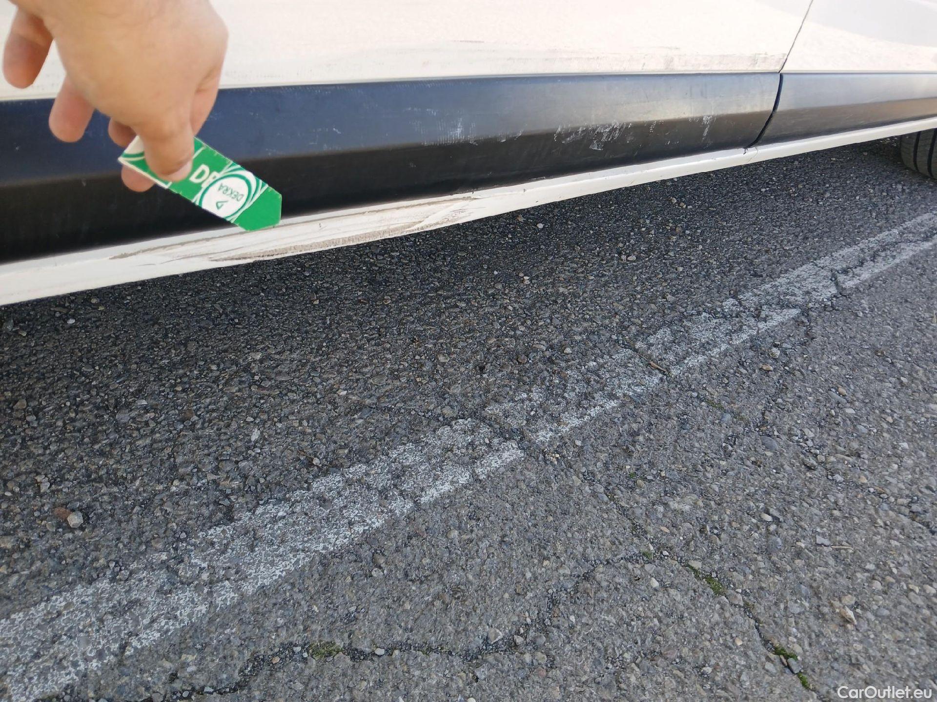  Peugeot  Expert PEUGEOT  / 2016 / 4P / furgón Furgón Pro 2.0 BlueHDi 120 S&S Standard #40