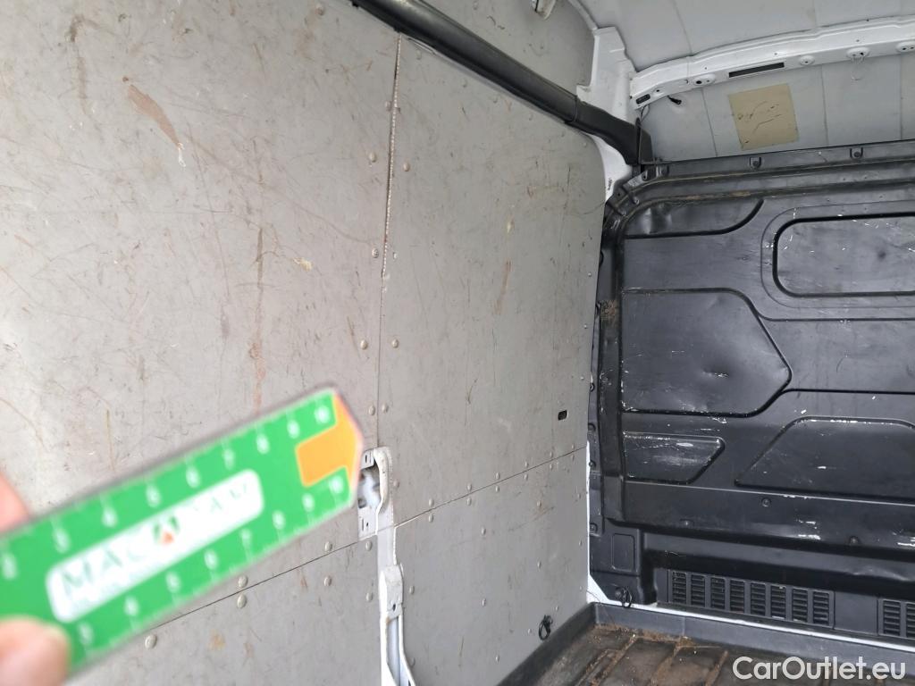  Ford  Transit FORD  / 2013 / 4P / furgón 310 96kW L3H2 Van Trend FWD MHEV #47