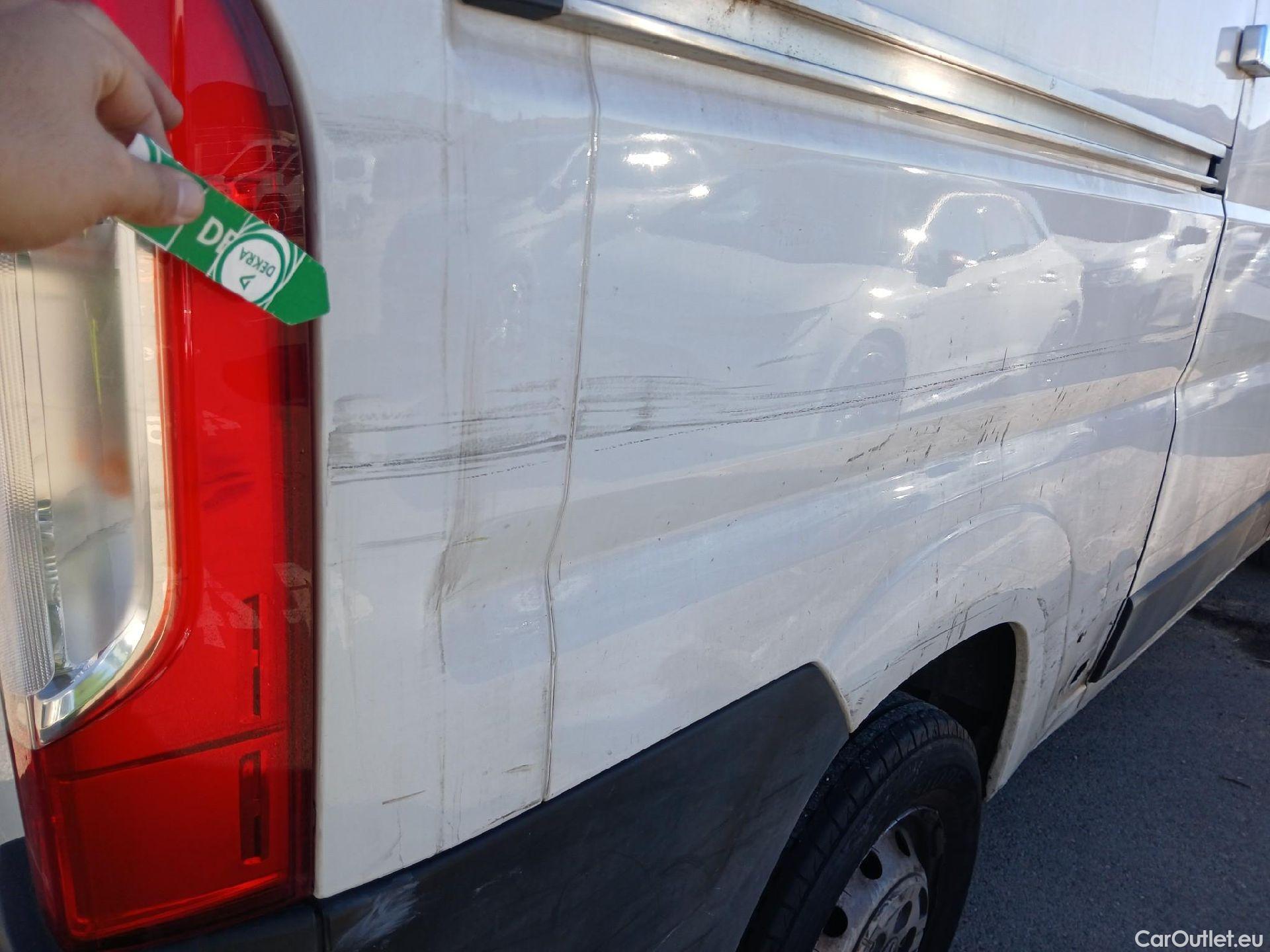  Peugeot  Boxer PEUGEOT  / 2014 / 4P / furgón 333 L2 H1 BHDI 103kW (140CV) S&S 6 V. M (AC) #77