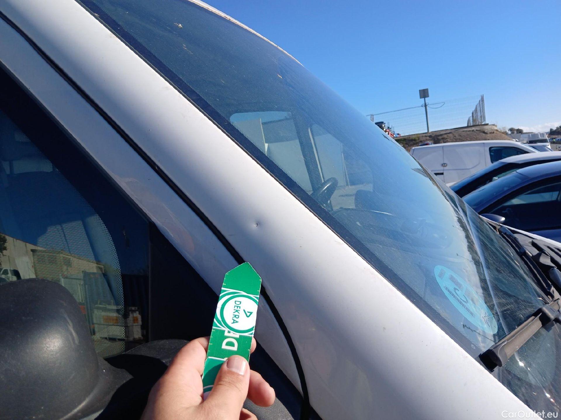  Peugeot  Boxer PEUGEOT  / 2014 / 4P / furgón 333 L2 H1 BHDI 103kW (140CV) S&S 6 V. M (AC) #98