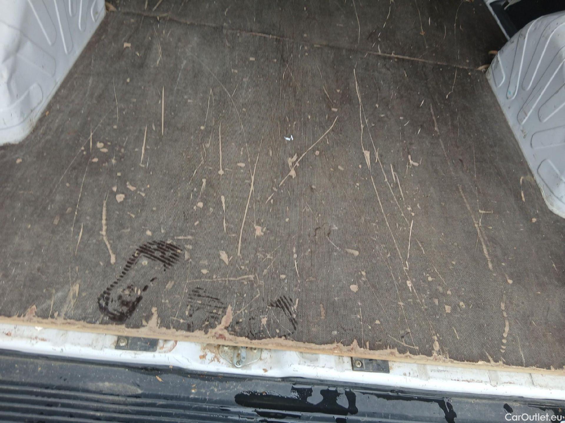  Fiat  Ducato FIAT  / 2014 / 4P / furgón Furgón 35 Largo Alto 2.3 Mlijet 109kW #8