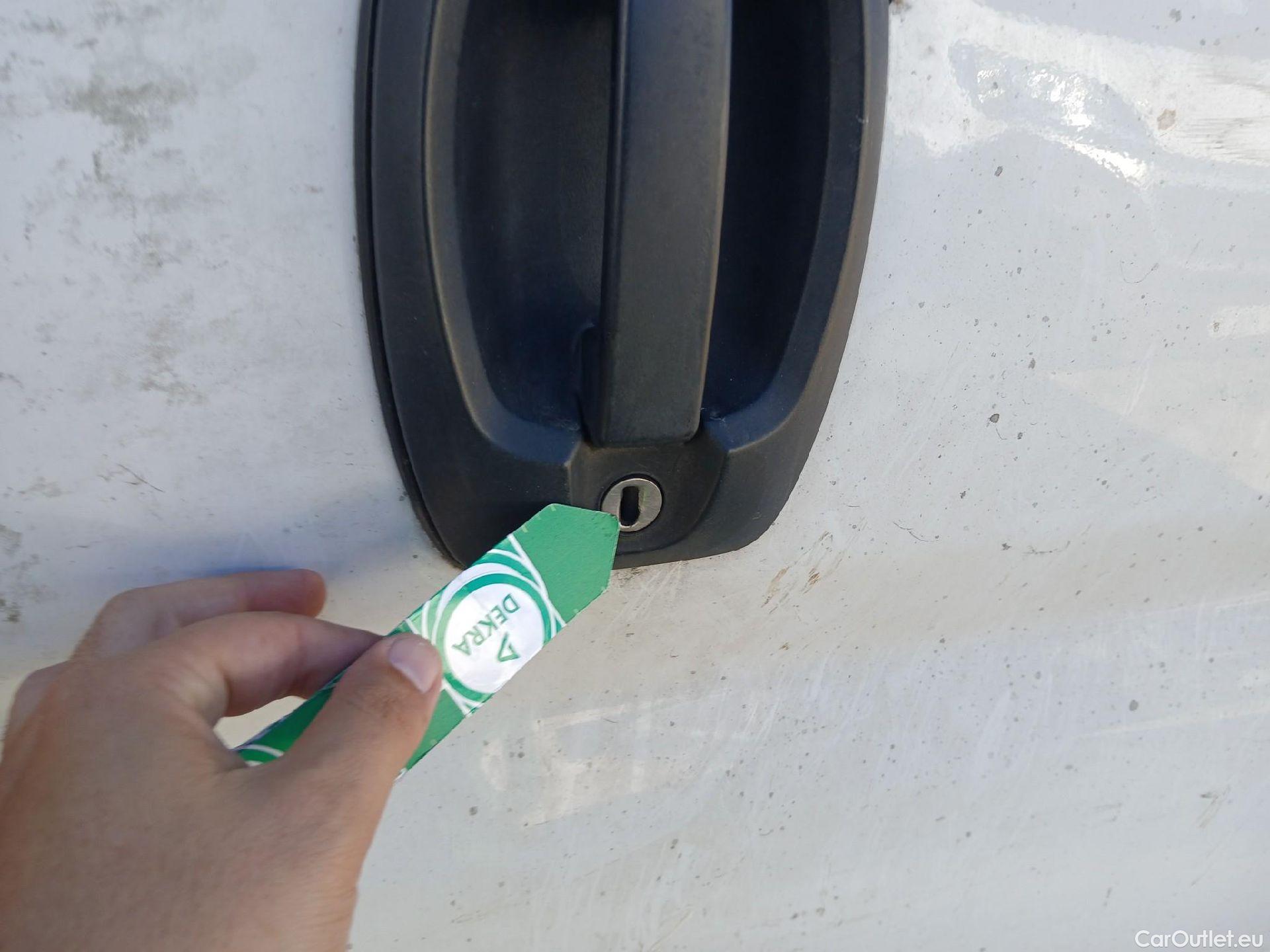  Peugeot  Boxer PEUGEOT  / 2014 / 4P / furgón 333 L2 H1 BHDI 103kW (140CV) S&S 6 V. M (AC) #38