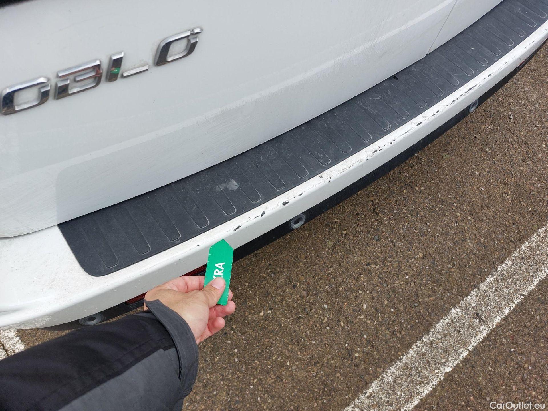  Fiat  Doblo FIAT Doblò Cargo / 2015 / 5P / combi Combi N1 SX 1.3 Mjet 70kW (95CV) #7