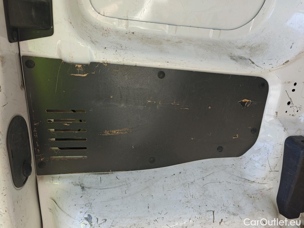  Citroen  Jumpy CITROEN  / 2016 / 4P / furgón Talla XS BlueHDi 120 S&S 6v CityVan #62