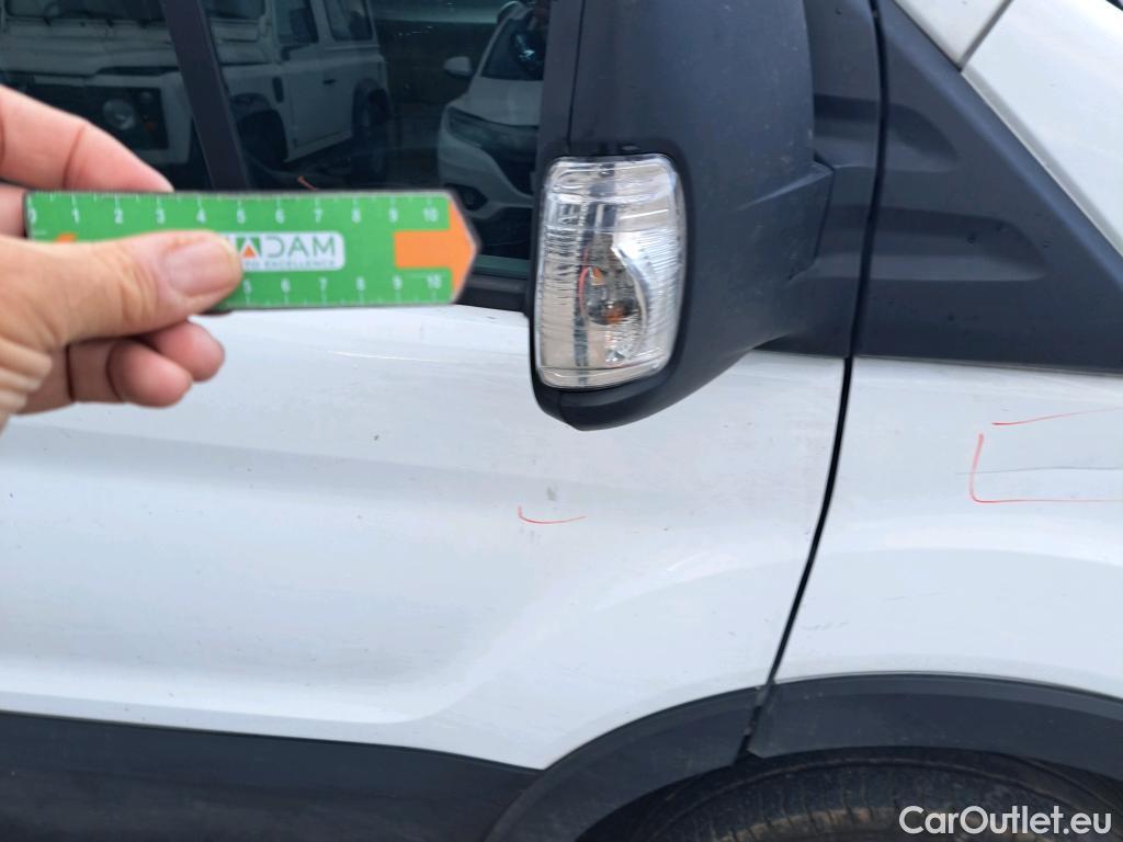  Ford  Transit FORD  / 2013 / 4P / furgón 310 96kW L3H2 Van Trend FWD MHEV #82