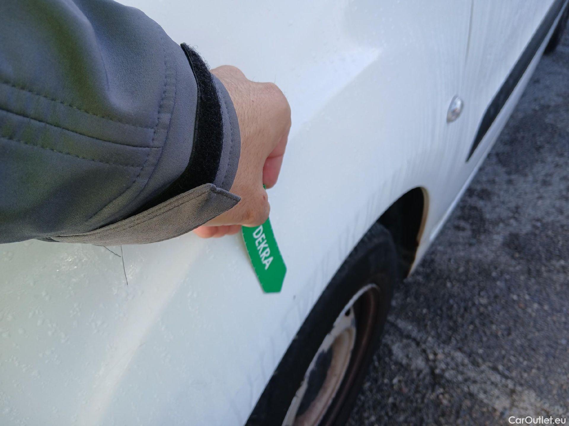  Citroen  Berlingo CITROEN  / 2015 / 3P / furgón derivado de turismo BlueHDi 74KW (100CV) #6