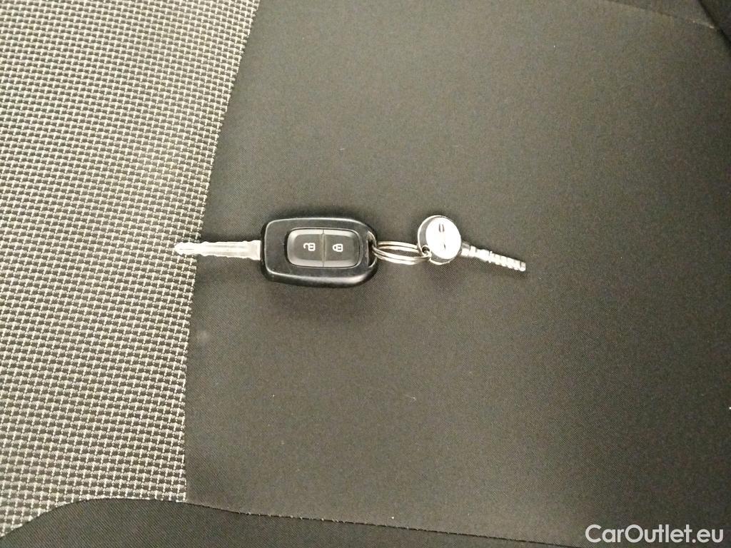  Dacia  Dokker DACIA  / 2013 / 4P / furgón derivado de turismo Van Essential Blue dCi 70kW (95CV) #1