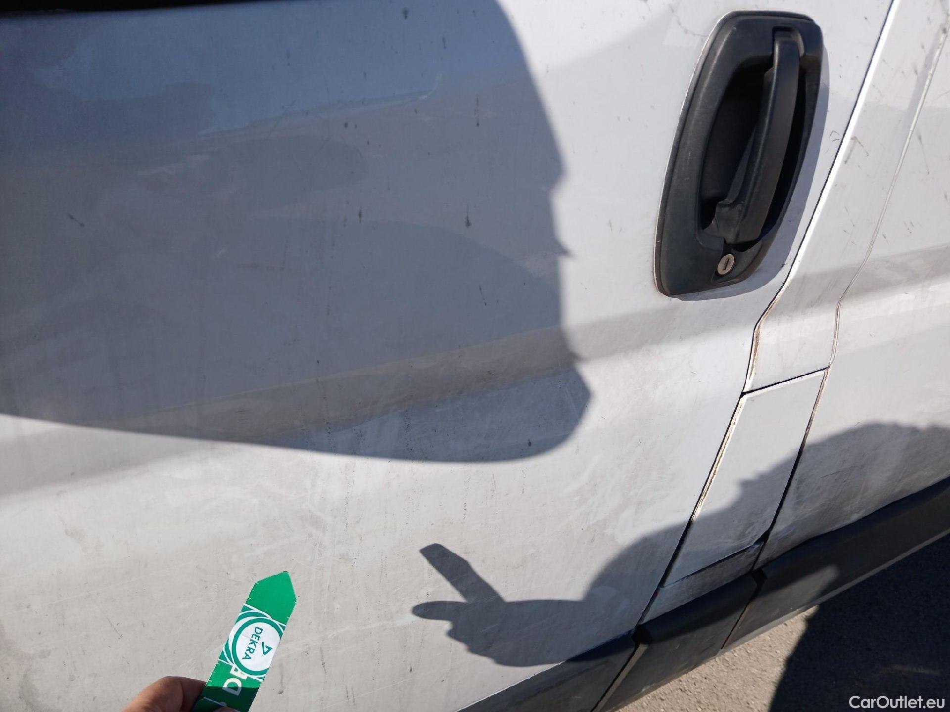  Peugeot  Boxer PEUGEOT  / 2014 / 4P / furgón 333 L2 H1 BHDI 103kW (140CV) S&S 6 V. M (AC) #58