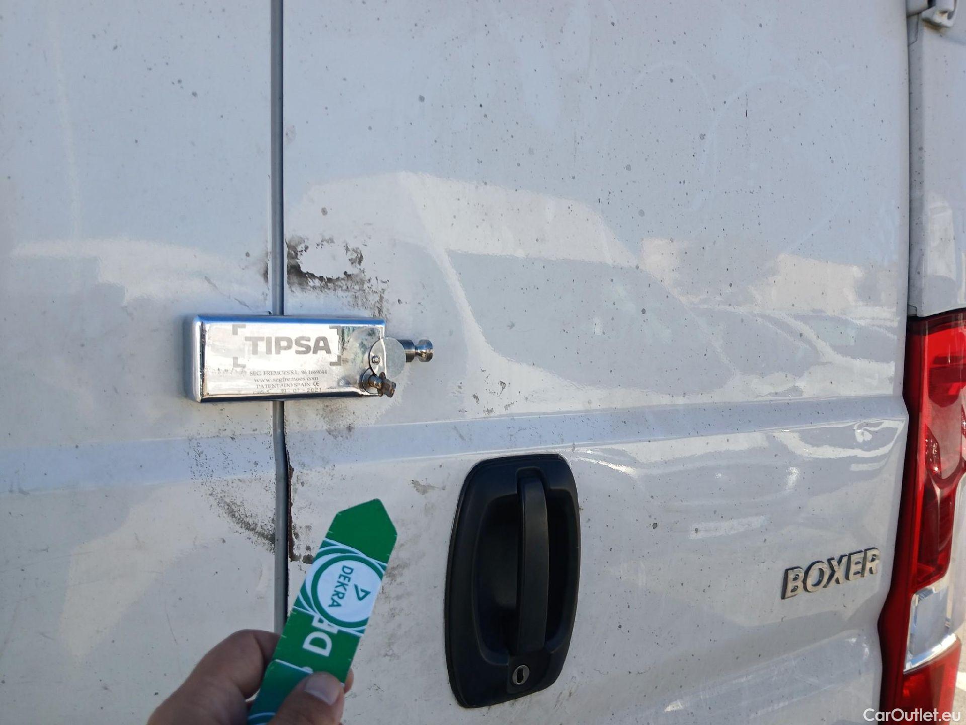  Peugeot  Boxer PEUGEOT  / 2014 / 4P / furgón 333 L2 H1 BHDI 103kW (140CV) S&S 6 V. M (AC) #76