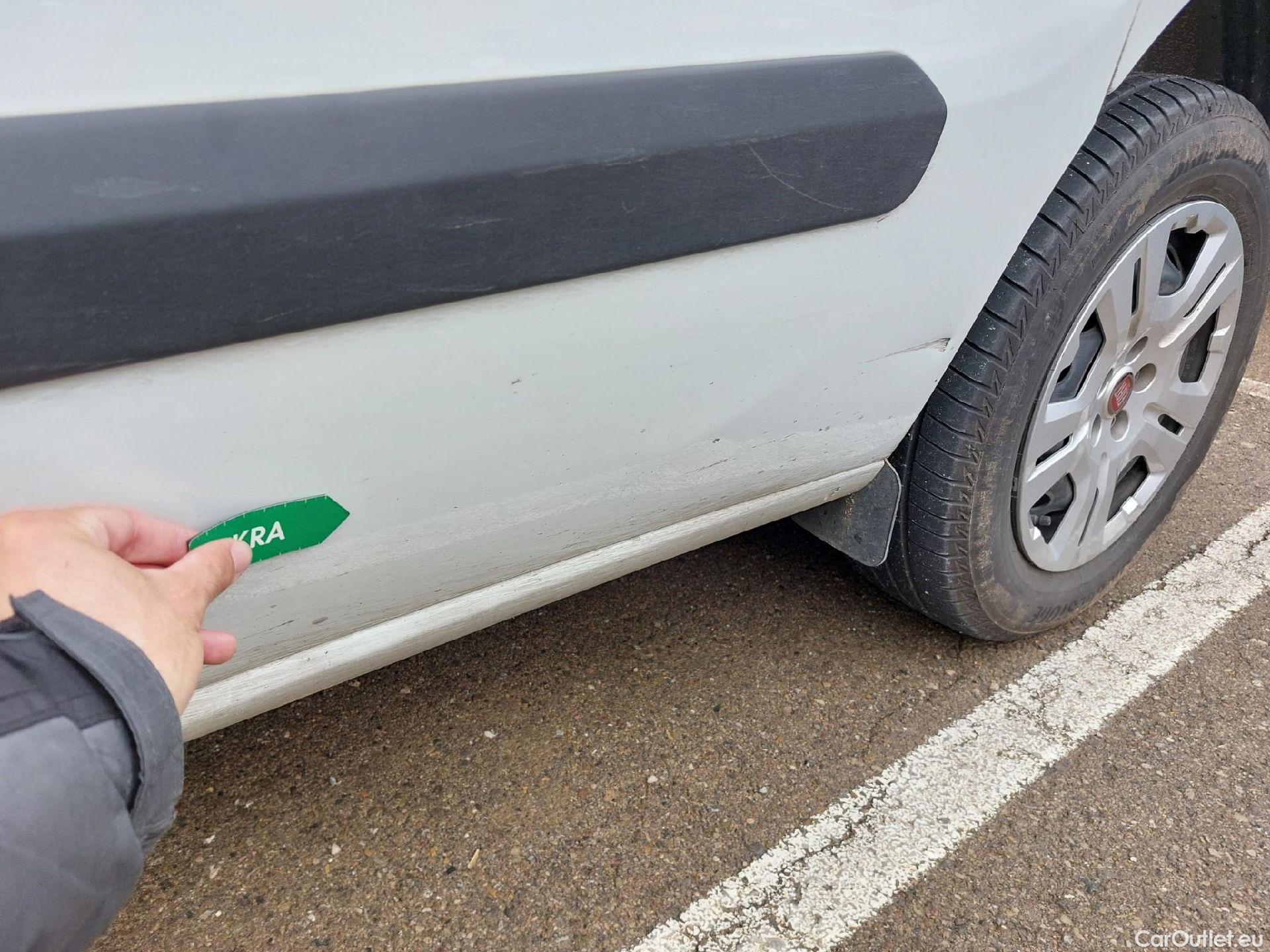  Fiat  Doblo FIAT Doblò Cargo / 2015 / 5P / combi Combi N1 SX 1.3 Mjet 70kW (95CV) #6