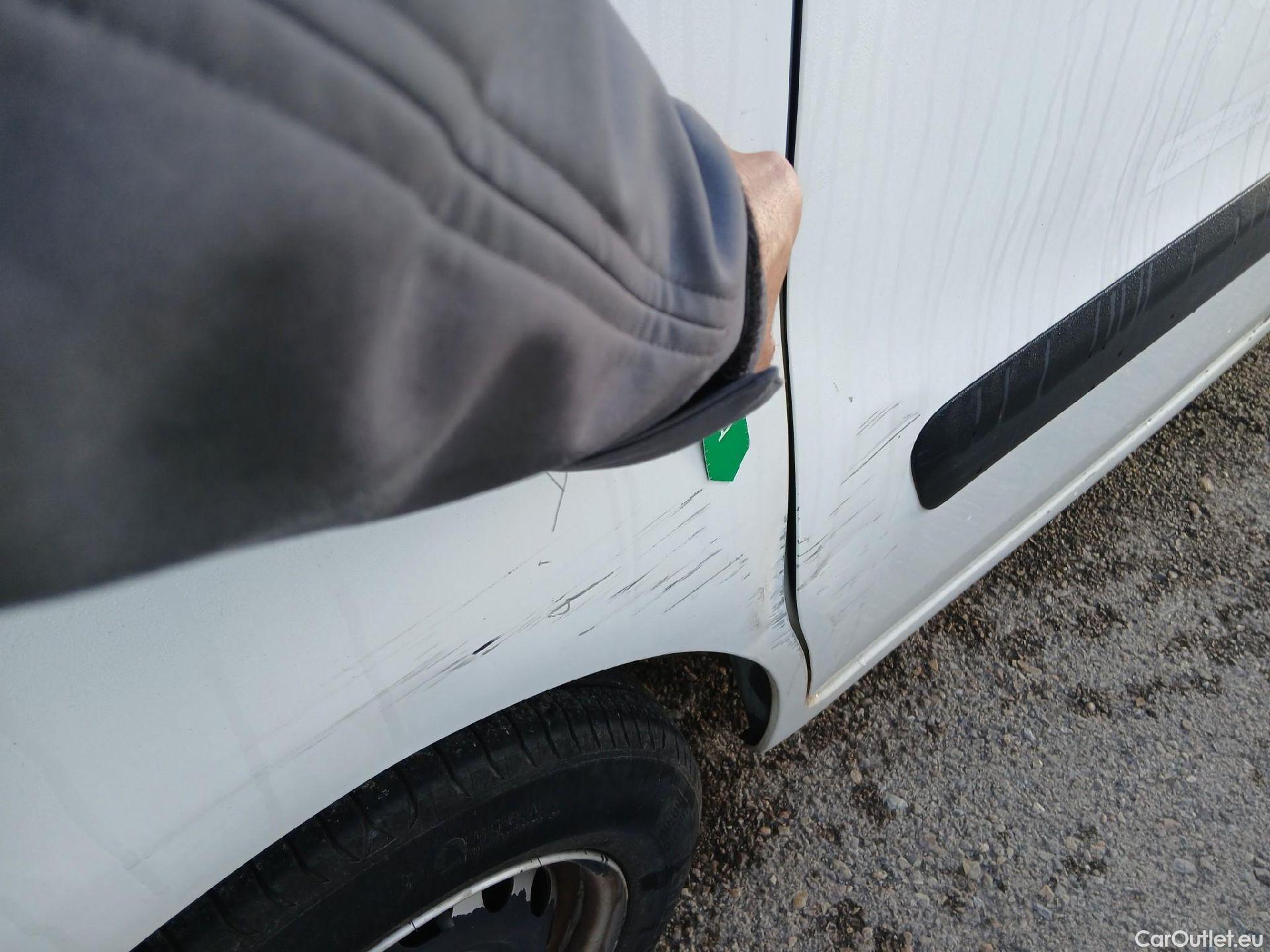  Citroen  Berlingo CITROEN  / 2015 / 3P / furgón derivado de turismo BlueHDi 74KW (100CV) #22