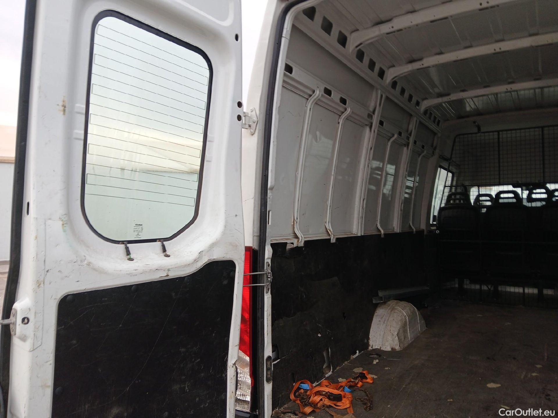  Iveco  Daily IVECO  / 2019 / 4P / combi 35S 14H V 4100/H2 16H M3 #21