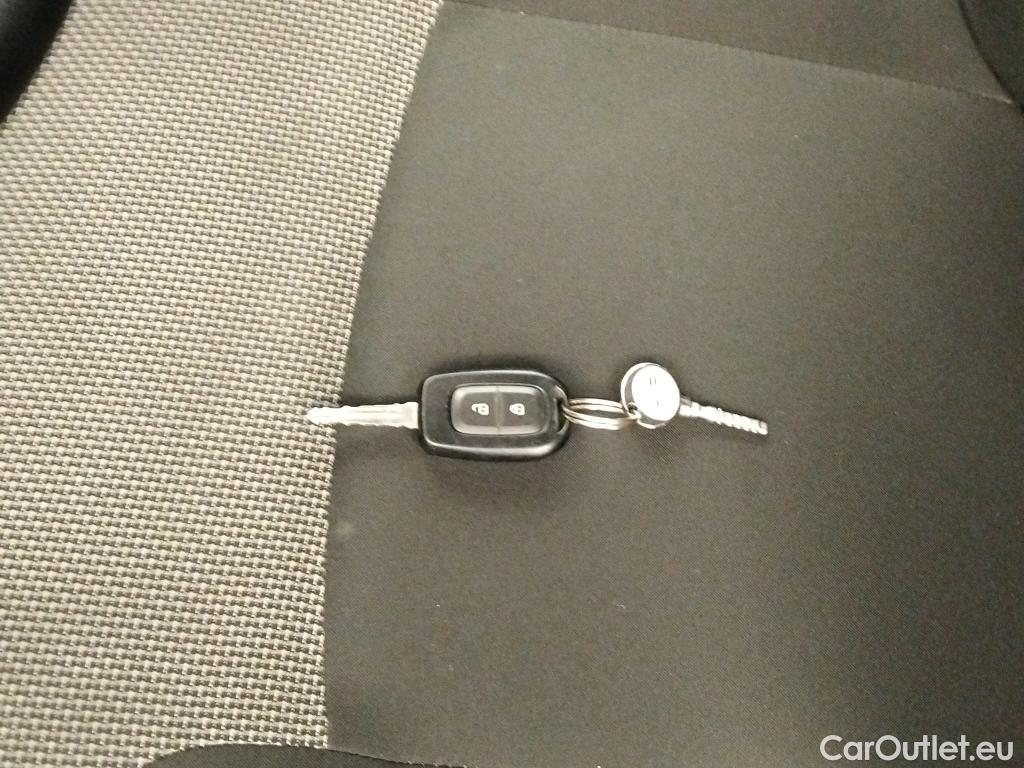  Dacia  Dokker DACIA  / 2013 / 4P / furgón derivado de turismo Van Essential Blue dCi 70kW (95CV) #2