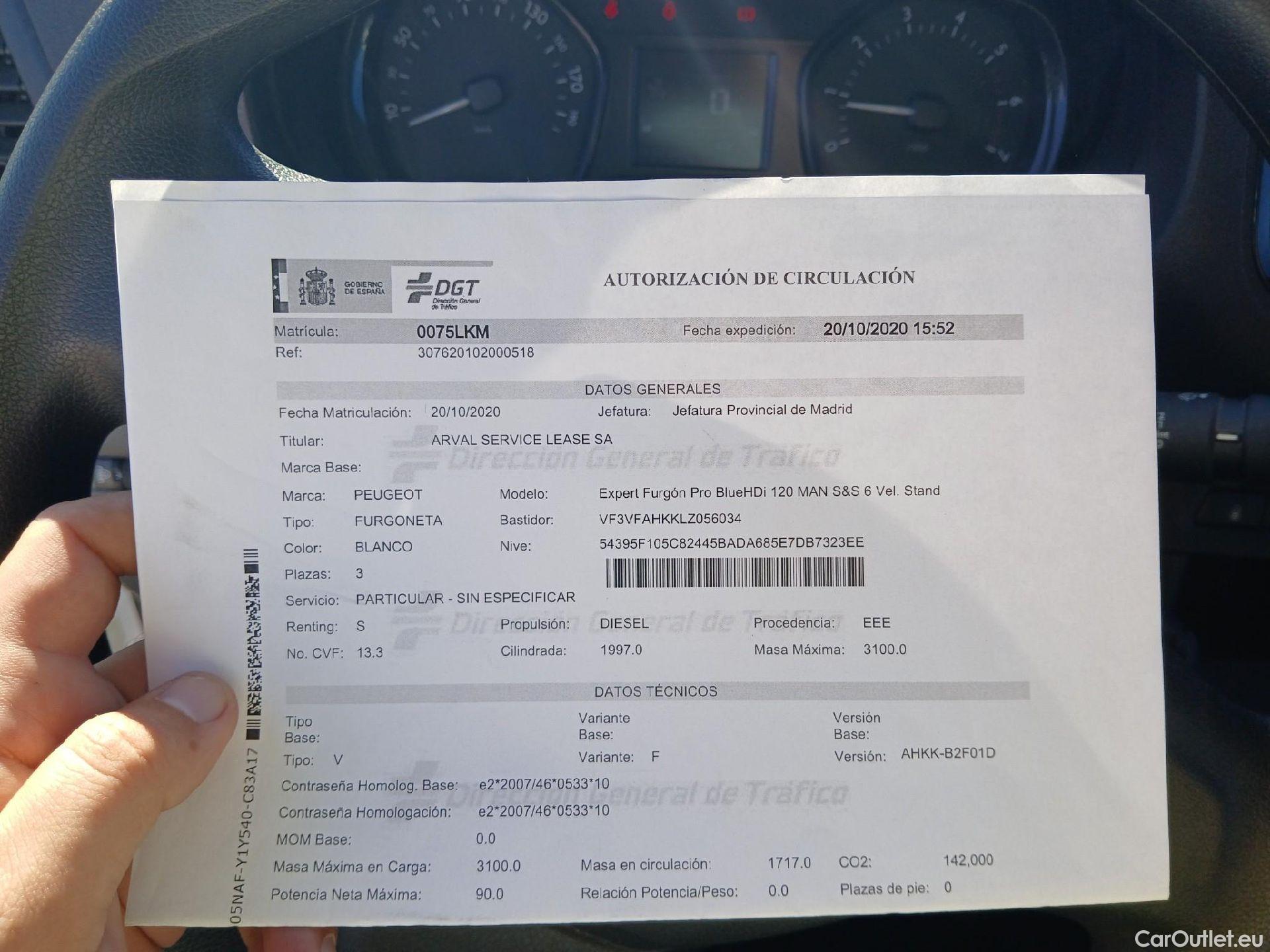  Peugeot  Expert PEUGEOT  / 2016 / 4P / furgón Furgón Pro 2.0 BlueHDi 120 S&S Standard #1