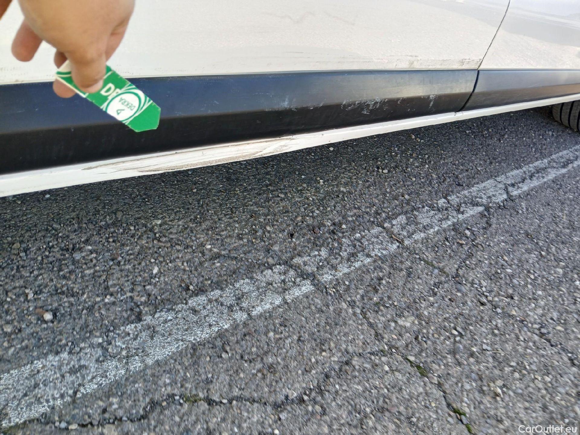  Peugeot  Expert PEUGEOT  / 2016 / 4P / furgón Furgón Pro 2.0 BlueHDi 120 S&S Standard #39