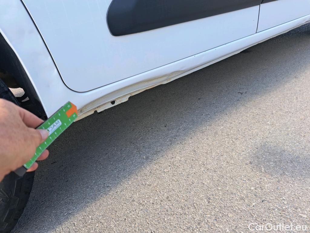  Citroen  Berlingo CITROEN  / 2018 / 3P / furgón derivado de turismo Talla M BlueHDi 100 WORKER #16