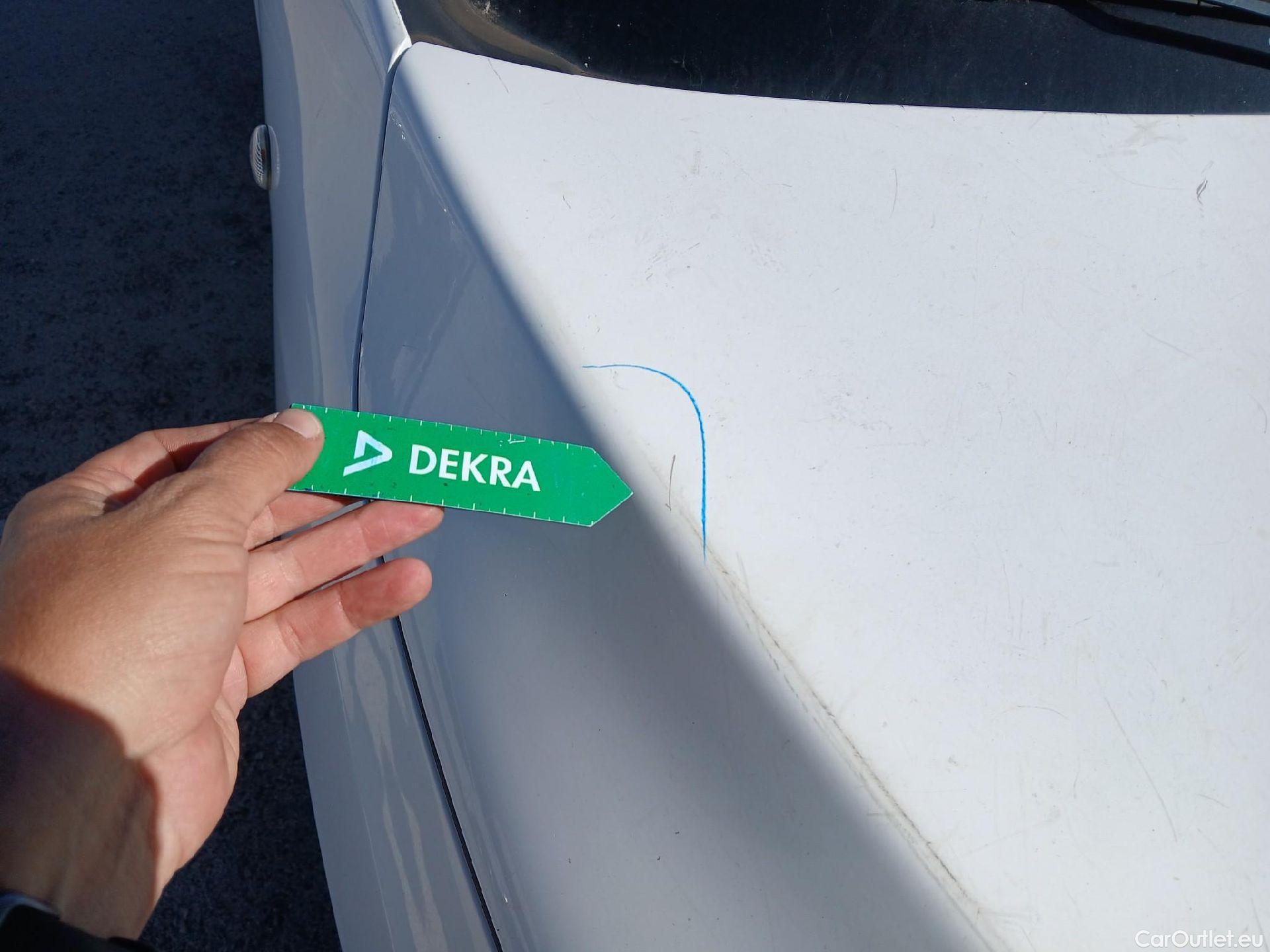  Mercedes  Citan MERCEDES-BENZ  / 2012 / 4P / furgón derivado de turismo 109 CDI Furgón Largo #13