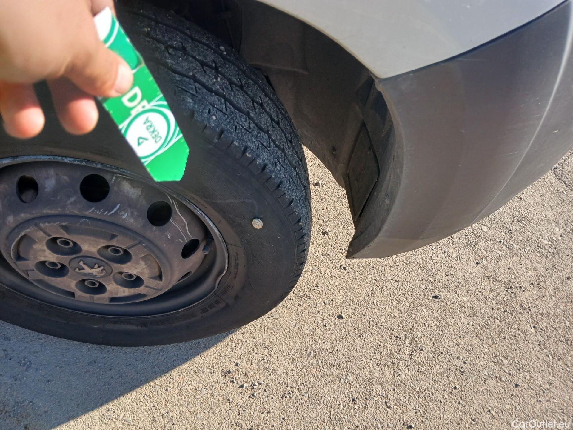  Peugeot  Boxer PEUGEOT  / 2014 / 4P / furgón 333 L2 H1 BHDI 103kW (140CV) S&S 6 V. M (AC) #96