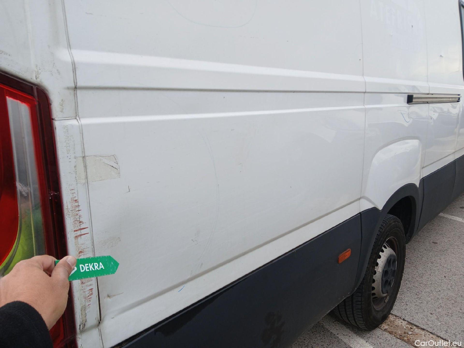  Iveco  Daily IVECO  / 2019 / 4P / combi 35S 14H V 4100/H2 16H M3 #43