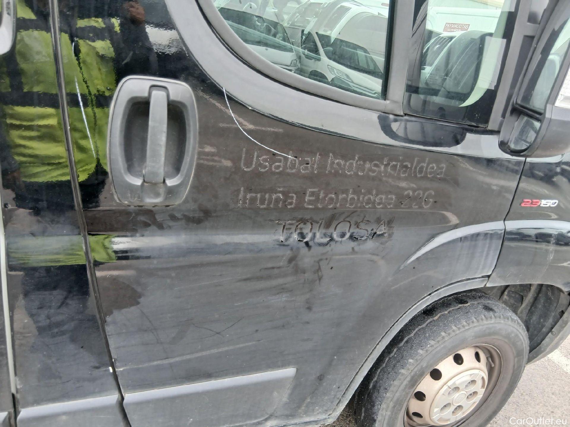  Fiat  Ducato FIAT  / 2014 / 4P / furgón Furgón 35 Largo Alto 2.3 Mlijet 109kW #61