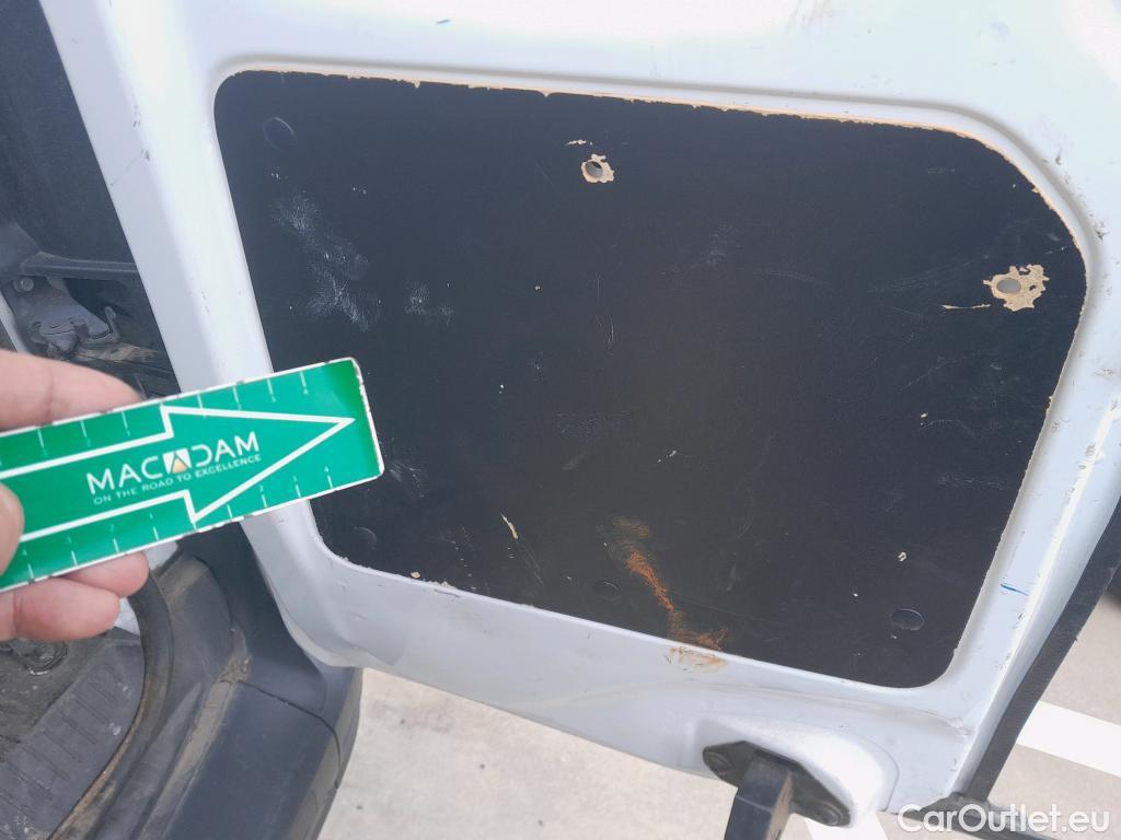  Mercedes  Citan MERCEDES-BENZ  / 2021 / 4P / furgón derivado de turismo 110 CDI 70kW Furgón Base Largo (AC) #26