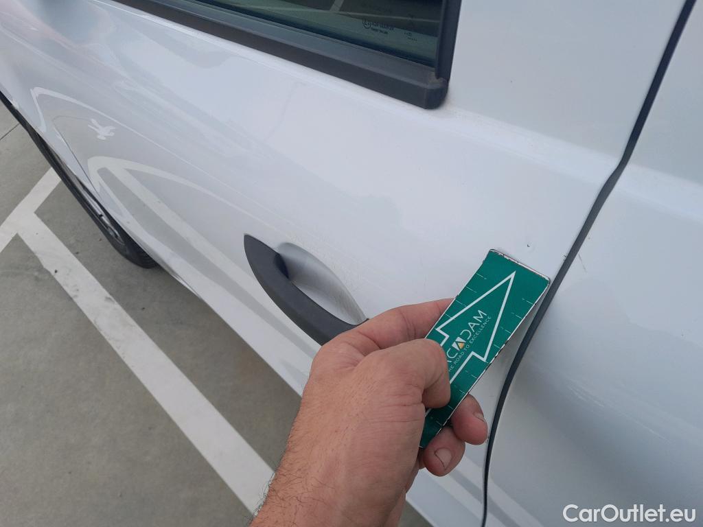  Mercedes  Citan MERCEDES-BENZ  / 2021 / 4P / furgón derivado de turismo 110 CDI 70kW Furgón Base Largo (AC) #37