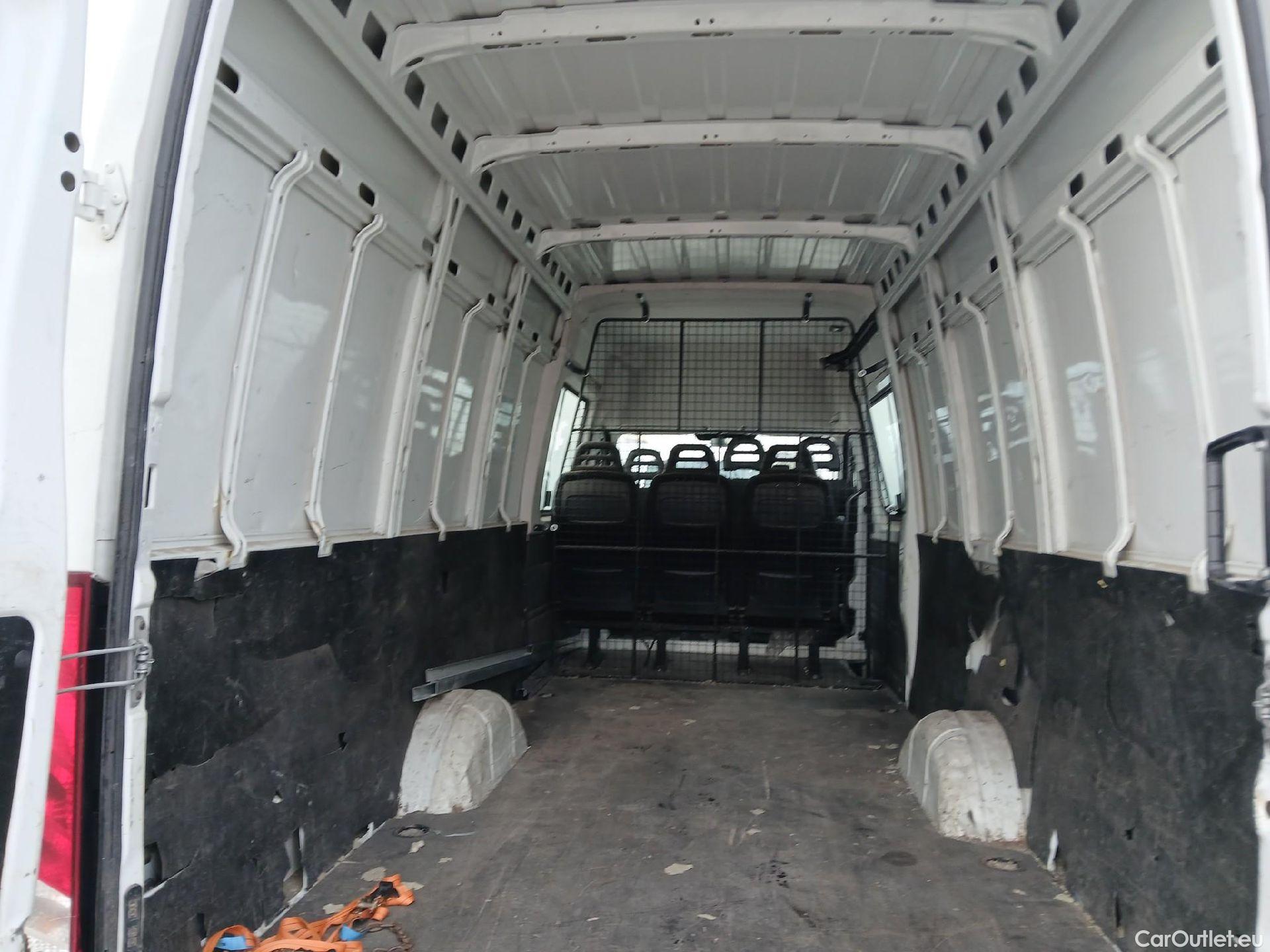  Iveco  Daily IVECO  / 2019 / 4P / combi 35S 14H V 4100/H2 16H M3 #20