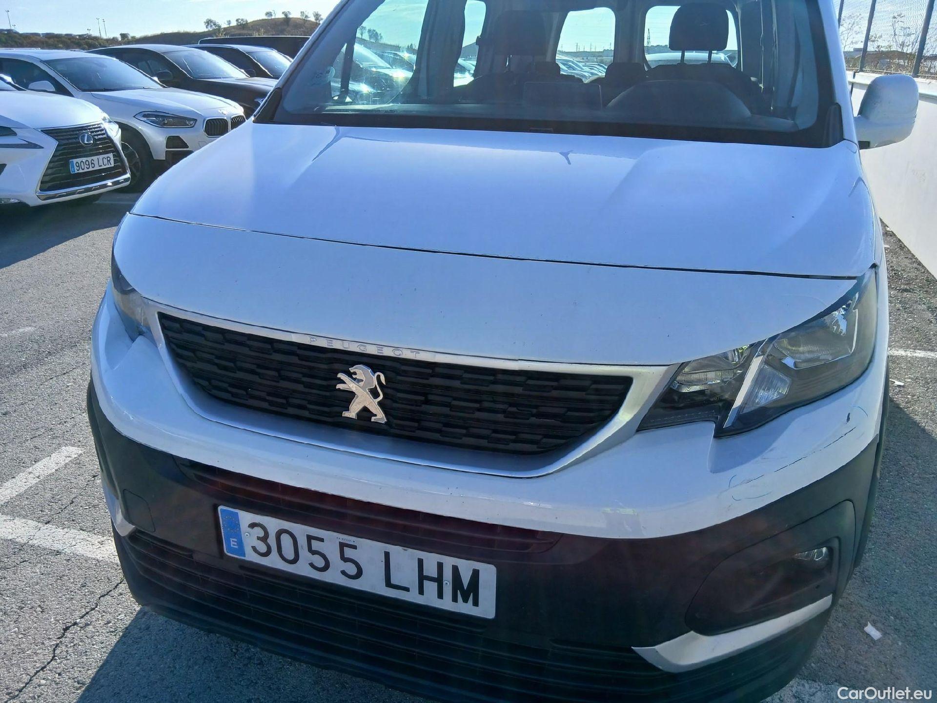  Peugeot  RIFTER PEUGEOT  / 2018 / 5P / monovolumen compacto Active Standard BlueHDi 73kW #4