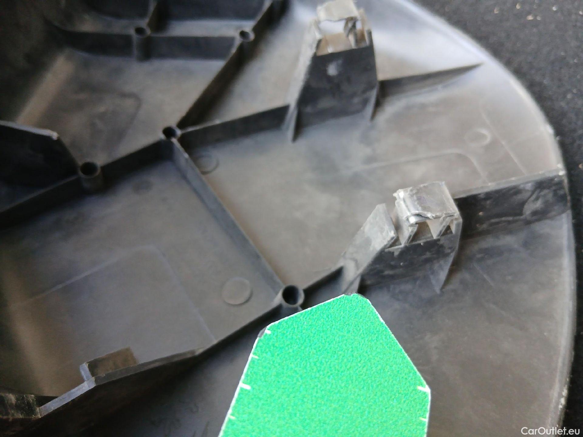  Peugeot  RIFTER PEUGEOT  / 2018 / 5P / monovolumen compacto Active Standard BlueHDi 73kW #36