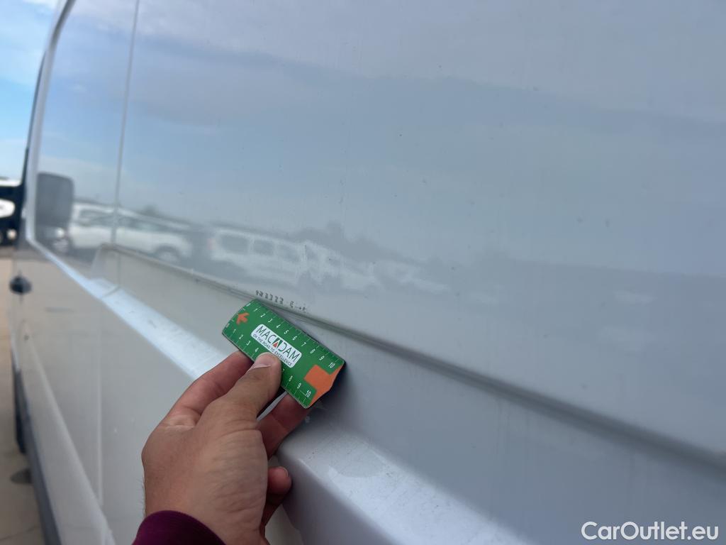  Renault  Master RENAULT TRUCKS UK  VU 4p 3G furgón FWD 3T5 E6 150CV L2H2 ISOTERMO + EQUIPO DE FRIO #13