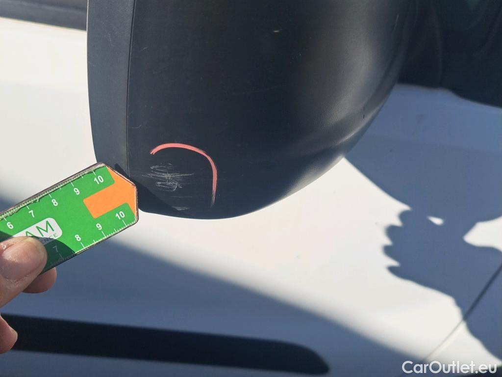  Peugeot  Partner PEUGEOT  / 2015 / 3P / furgón derivado de turismo Furgón Confort L1 BlueHDi 73KW (100CV) #88