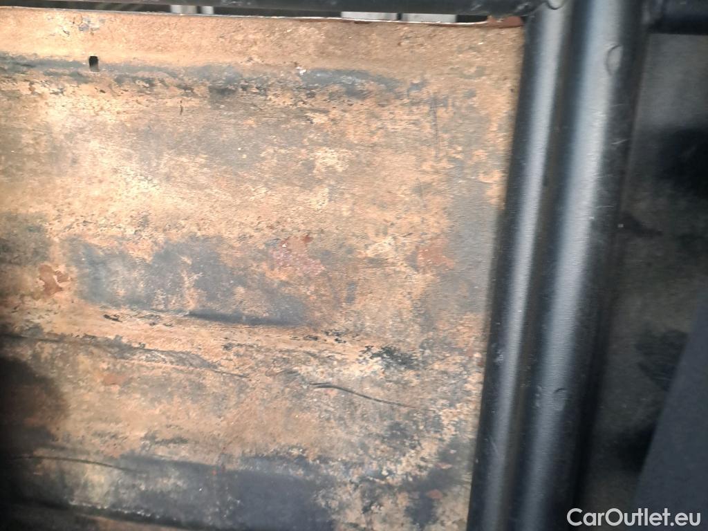  Peugeot  Partner PEUGEOT  / 2015 / 3P / furgón derivado de turismo Furgón Confort L1 BlueHDi 73KW (100CV) #26