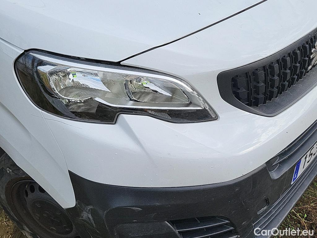  Peugeot  Expert PEUGEOT  / 2016 / 4P / furgón Furgón BlueHDi 100 S&S 6v Standard #42