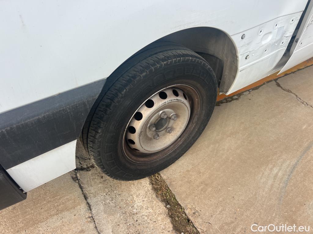  Renault  Master RENAULT TRUCKS UK  VU 4p 3G furgón FWD 3T5 E6 150CV L2H2 ISOTERMO + EQUIPO DE FRIO #35